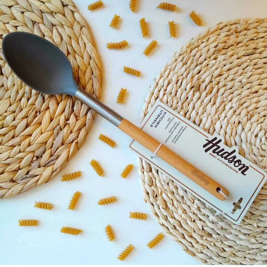 Cuchara de Nylon, mango de Madera - Gris