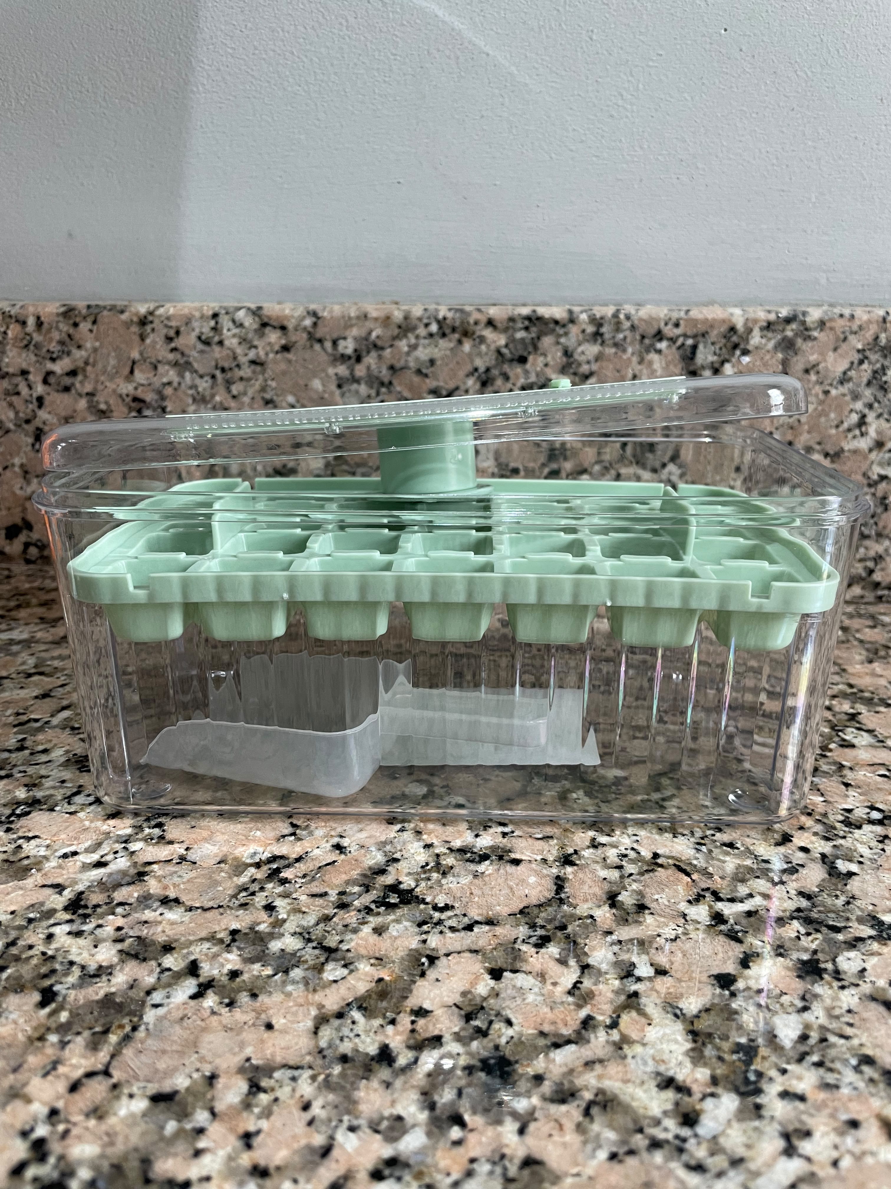 HIELERA CON CUBETERA Y BANDEJA