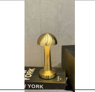 LAMPARA LED "BARCELONA" 3 TONOS, TACTIL USB RECARGABLE. COLOR: ORO TAMAÑO: 10*21.5 CM